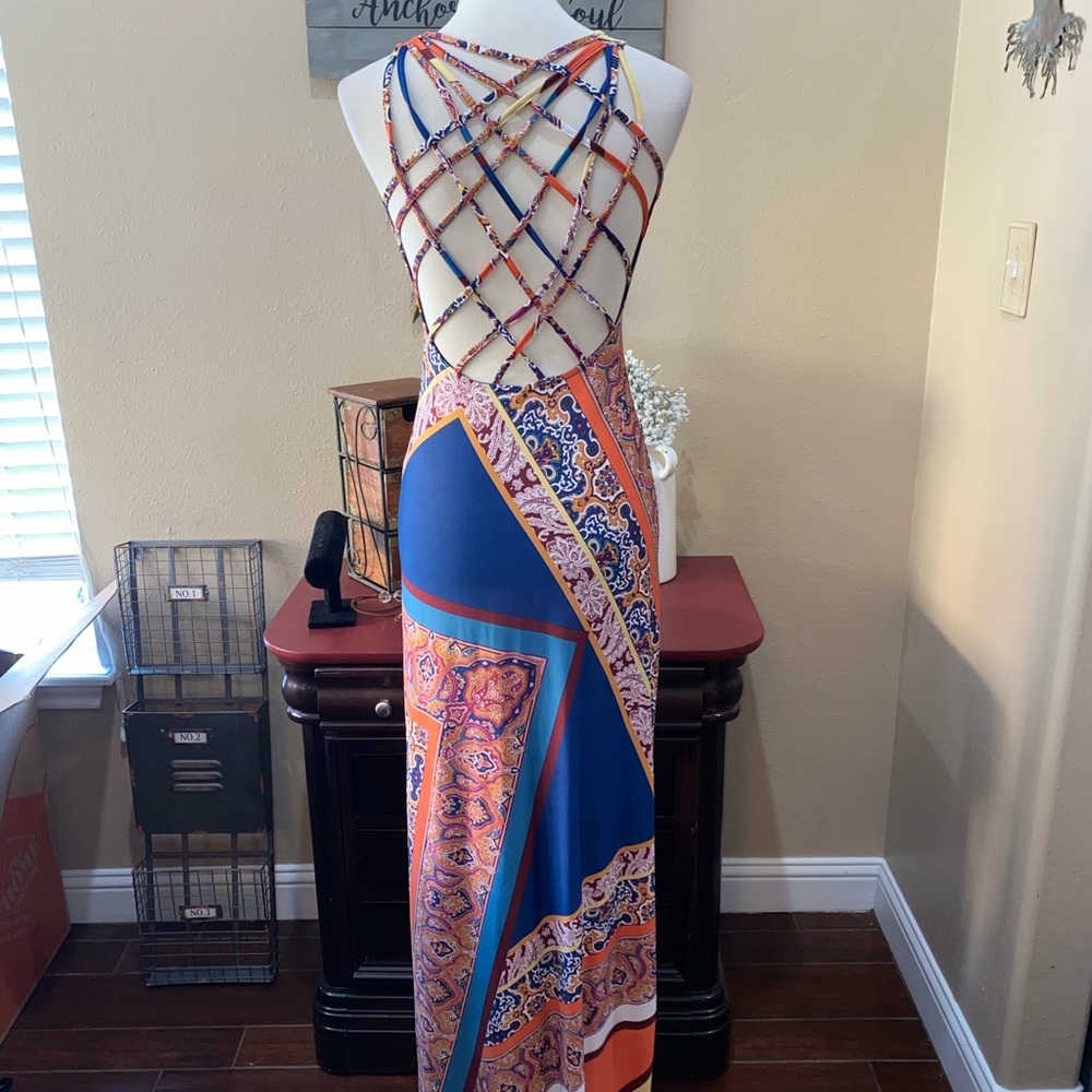 Nwot Venus Ultimate Strappy Back Dress size Small